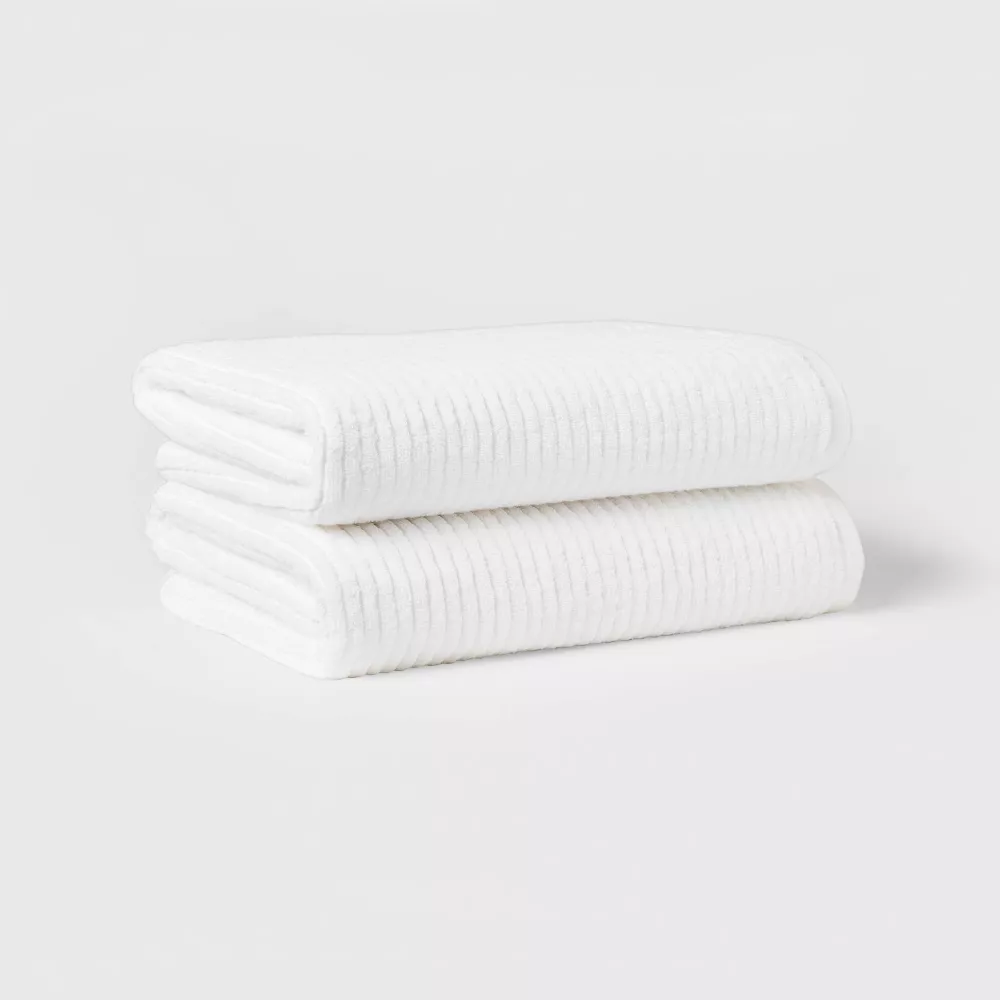 bath towels from Threshold
