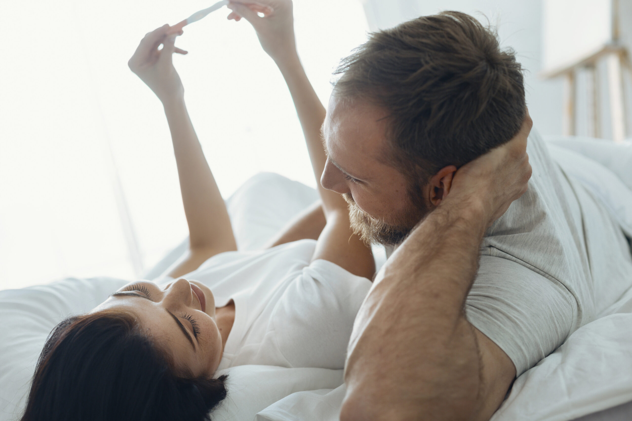 5 Special Ways To Tell Your Husband You’re Pregnant